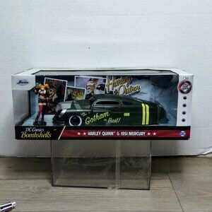 DC Bombshells HARLEY QUINN & 1951 Mercury Die-Cast Set NEW IN BOX